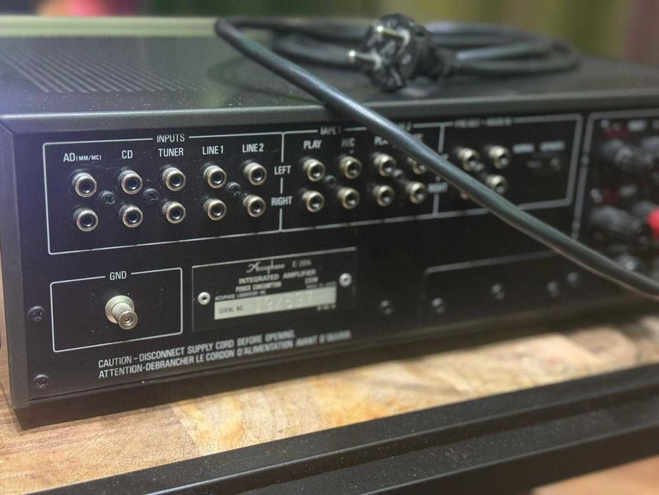 Amplificator stereo integrat Accuphase E-206