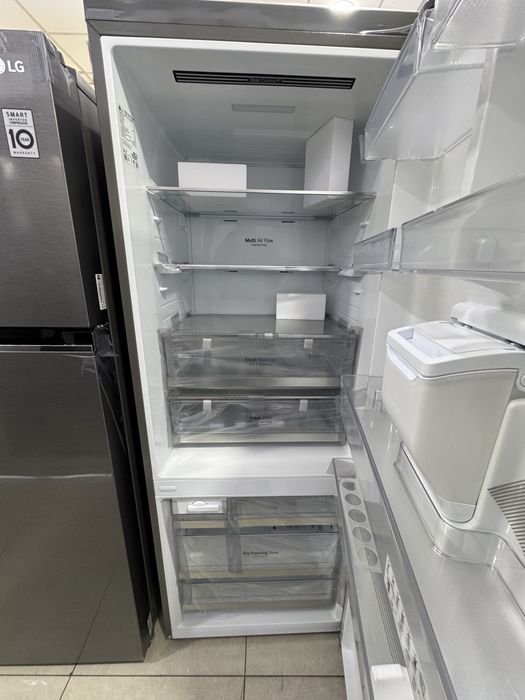 Холодильник LG GC-F689BLCM 446 л Inverter Total No Frost DoorCooling+