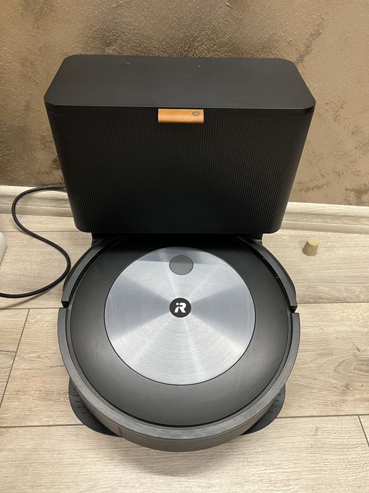 IRobot Roomba J7