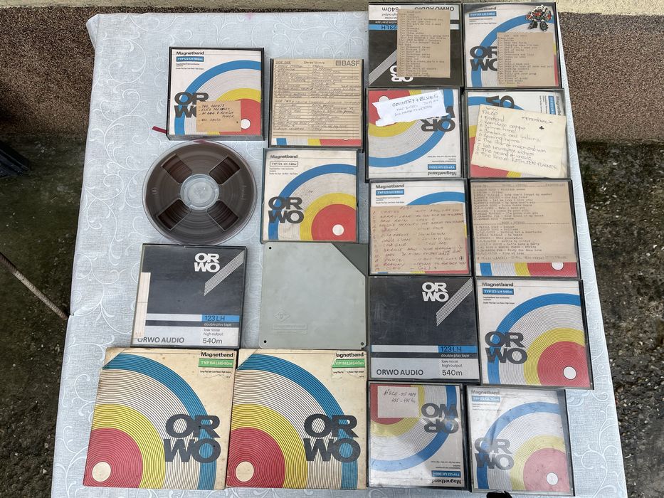 Lot benzi audio cu muzica disco anii ‘80, Elvis etc