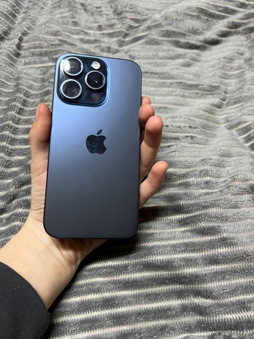 Продам Iphone 15 pro 256 gb