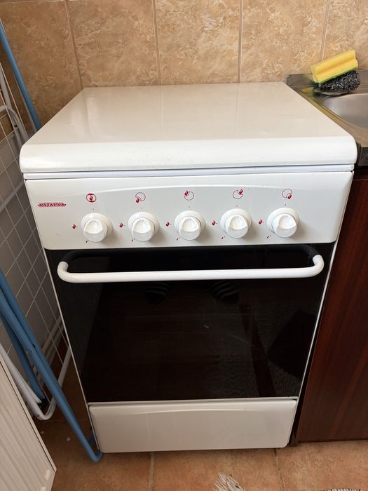 Aragaz cu coptor pe gaz Metalica