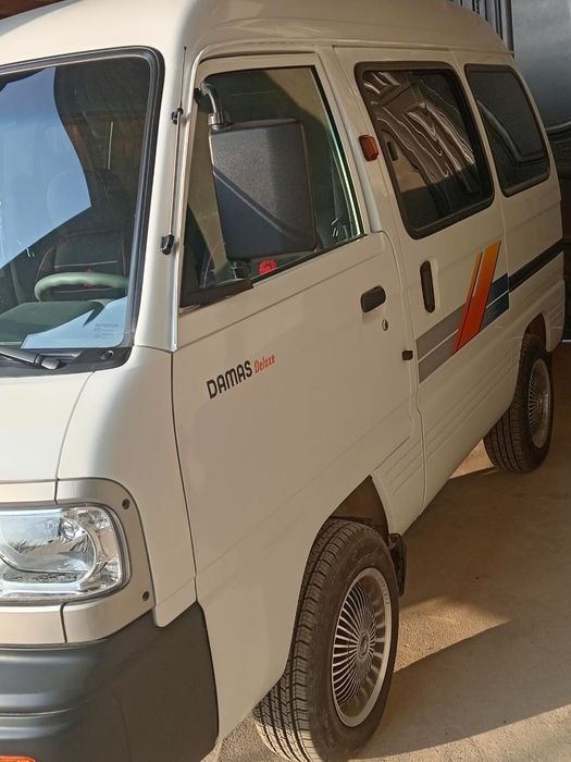 Assalomu alaykum hanmaga 2024 yil Damas sotuvga quyildi. 
1.Yil 2024.