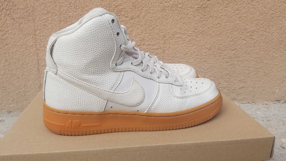 Nike Air Force 1 Hi Se  - Номер 37.5