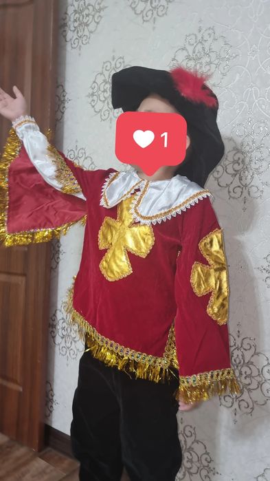 Новогодний костюм мушкитера