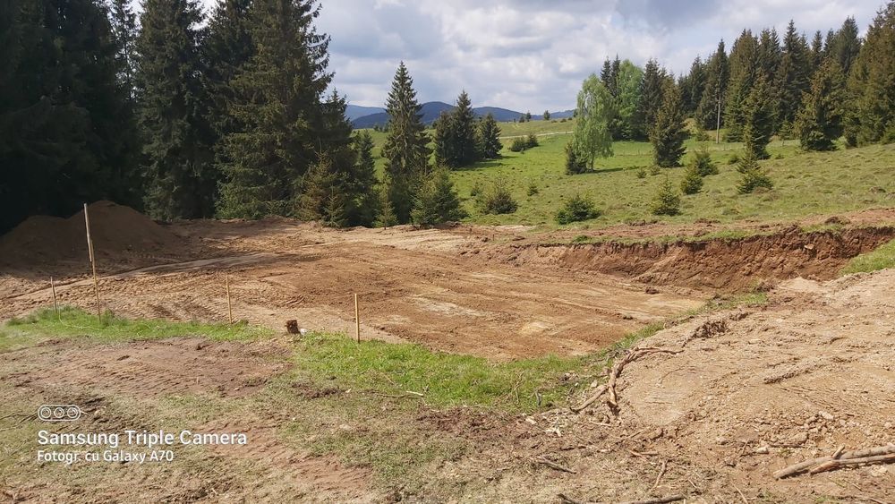 Servicii Miniexcavator / Buldoexcavator și basculă 3.5t BELIȘ