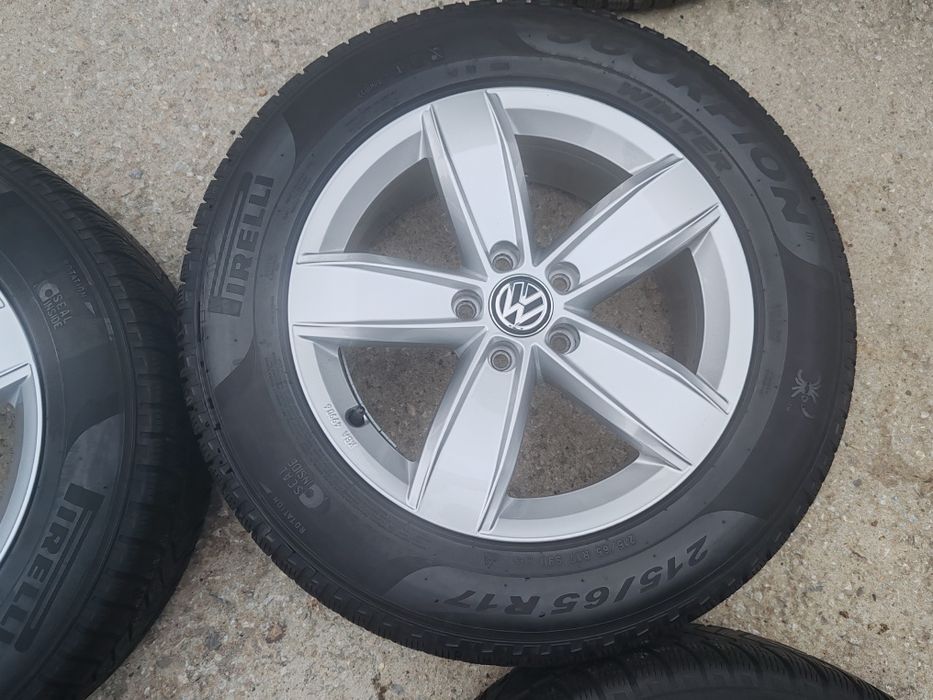 Vw Tiguan - 215/65/17