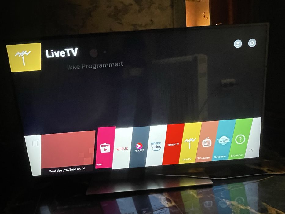 Смарт тв LG с универсални дистанционно