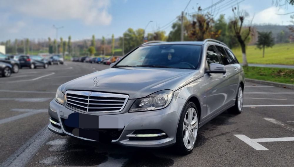 Vând Mercedes C Class 200