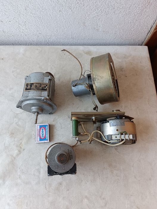 Продам двигатель.