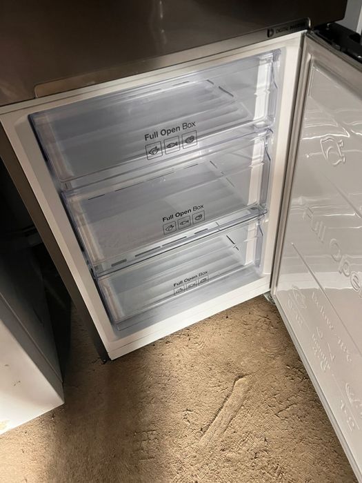 Продам холодильники