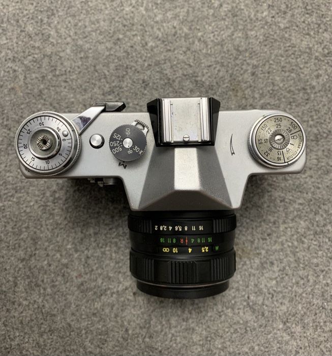 Продам фотоаппарат ZENIT B