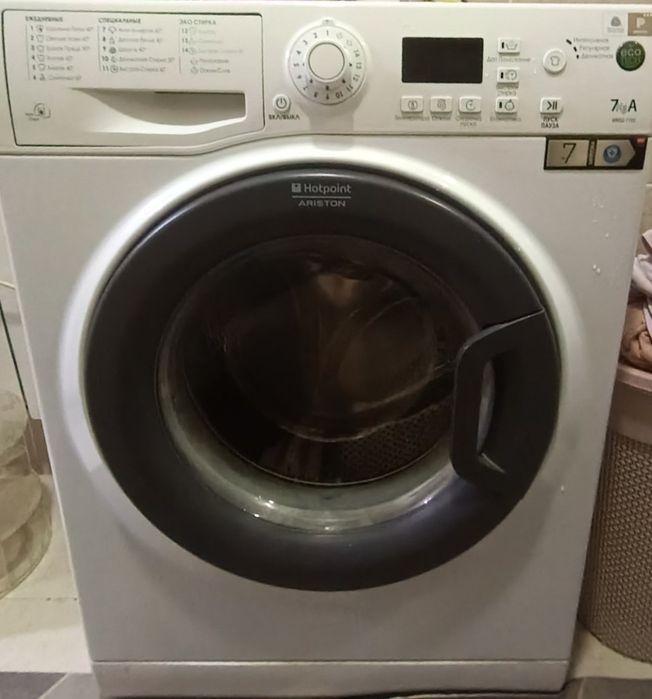 Стиральная машина Ariston