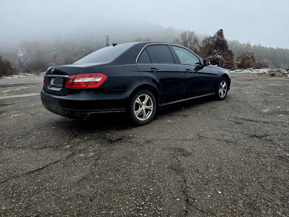 Мерцедес E 200 като НОВ