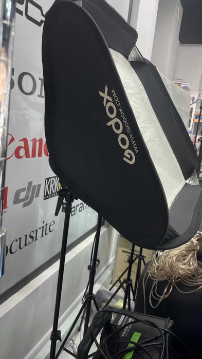 Softbox Godox 60x60 sm va Andoer 60x90 sm