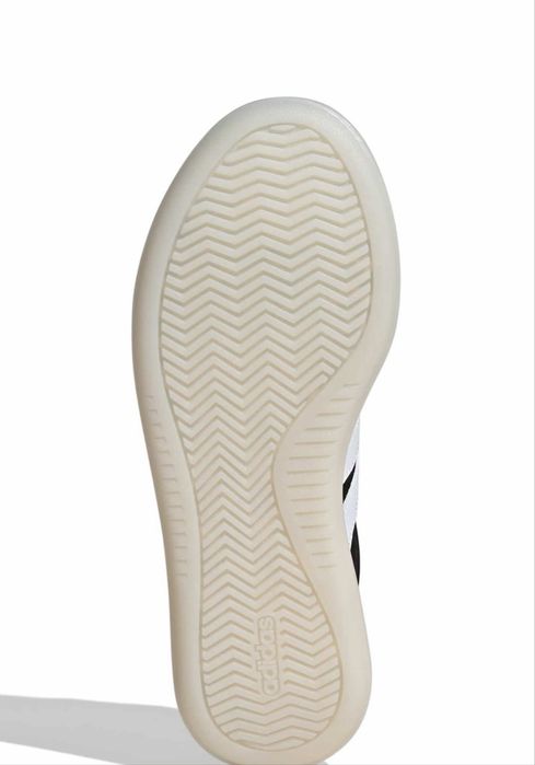ADIDAS Обувки Barreda Decode
