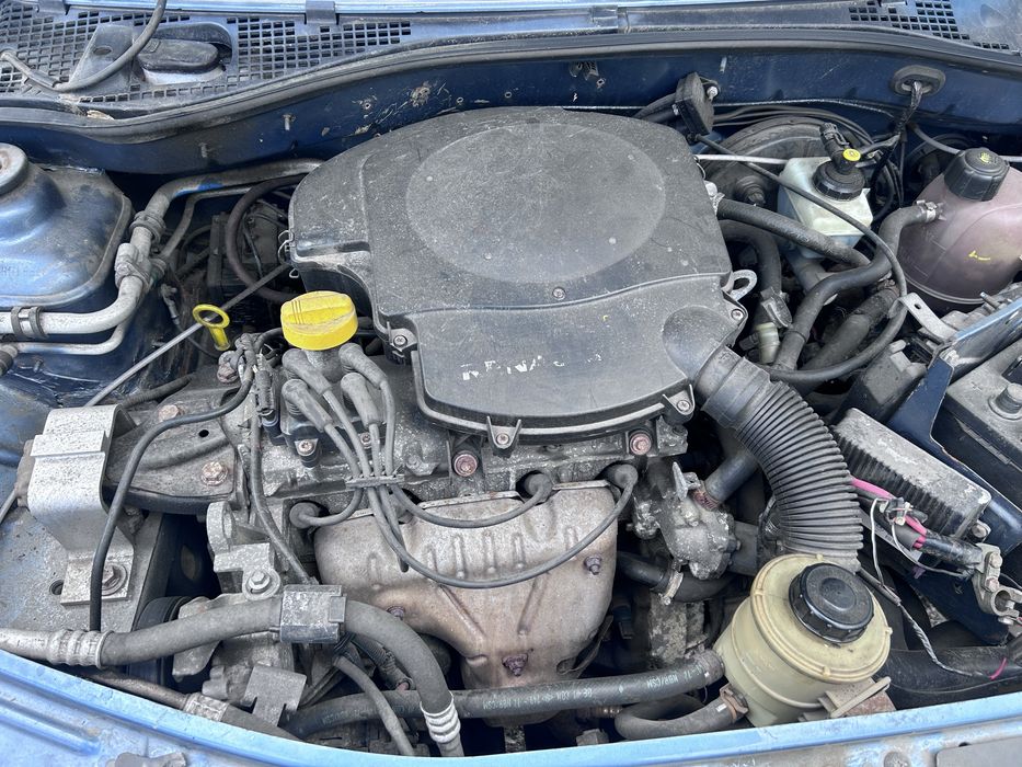 Motor dacia logan 1.4 mpi cutie caseta scaune usa pompa  2008