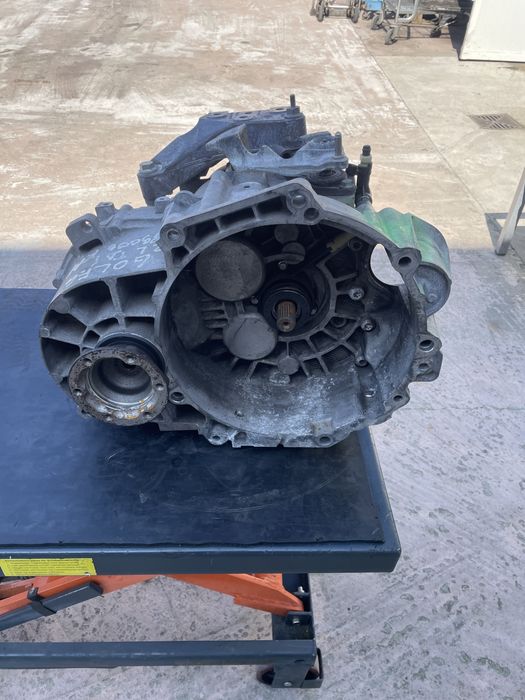 Cutie viteze manuala 6 trepte 2L TDI Golf 6