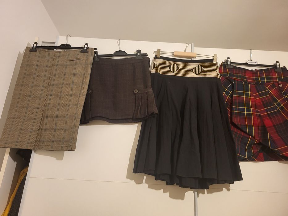 Fuste 100 lei  toate