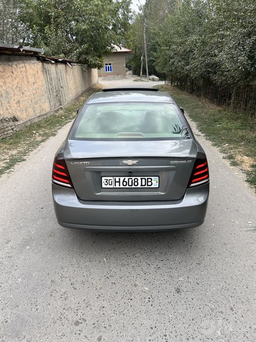 Lasetti gentra 2015 3 pozitsya