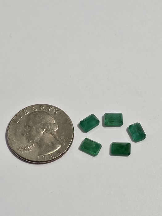 Изумруд 4.91 карат