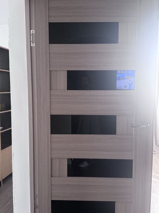 Межкомнатные двери 5 штук