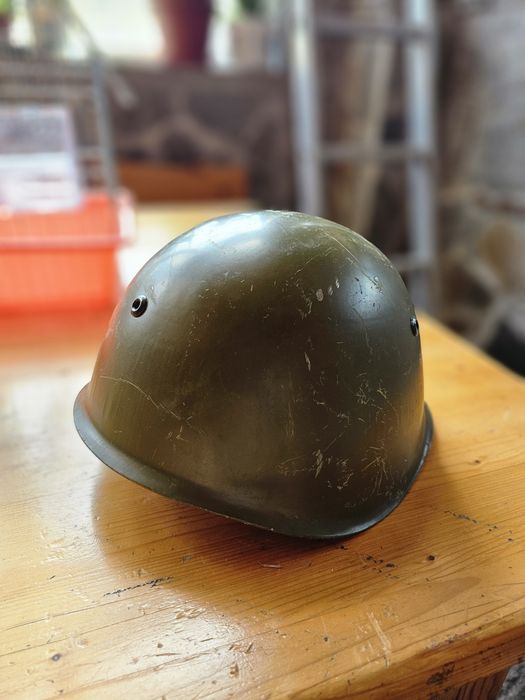 Българска военна каска