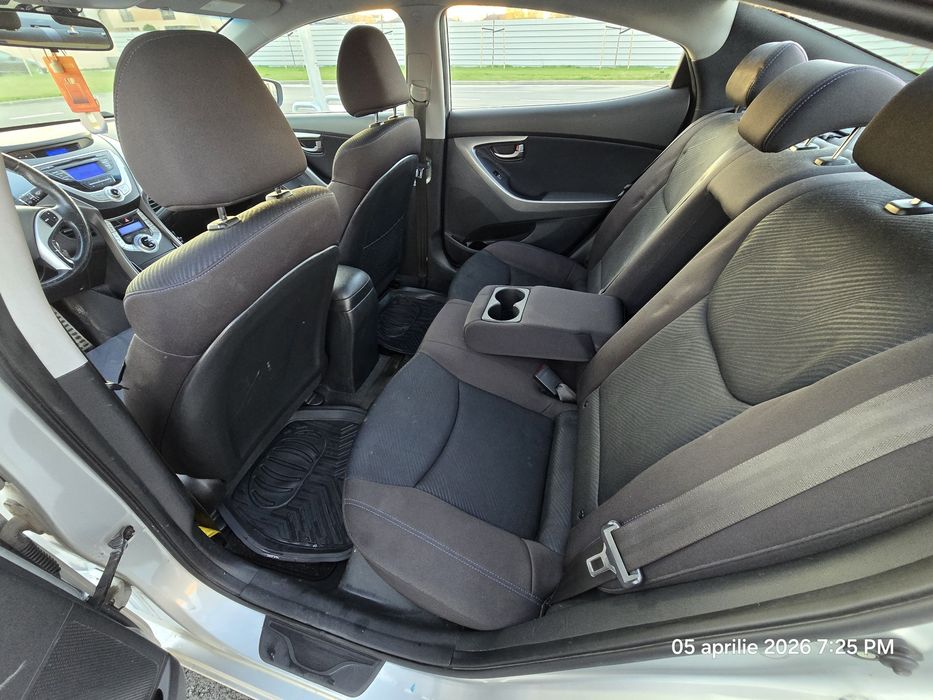 HYUNDAI Elantra 2012 — imagine 4
