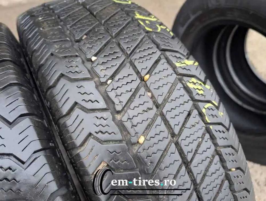 SET 2 Anvelope Iarna 215/75 R16C BARUM Snovanis 2 113/111R