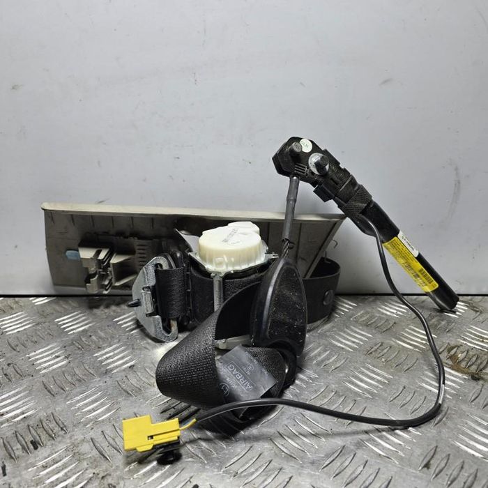 Centura de siguranta dreapta fata Opel Meriva B facelift