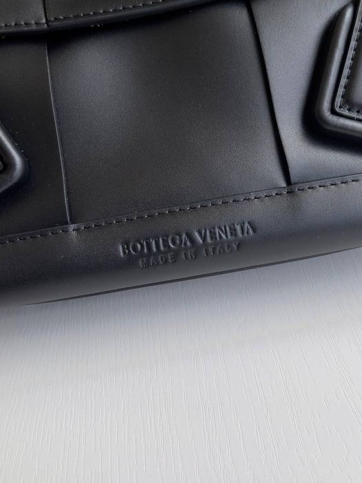 Geanta Bottega Veneta Arco