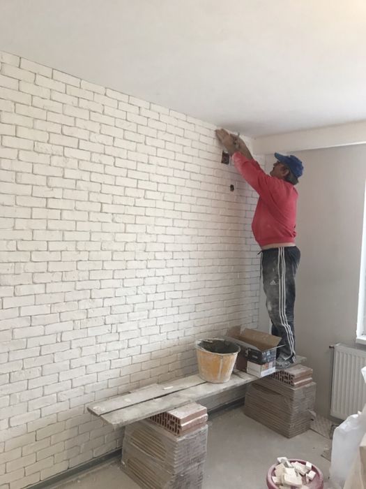 Meserias zugrav gresie faianta parchet amenajari interioare