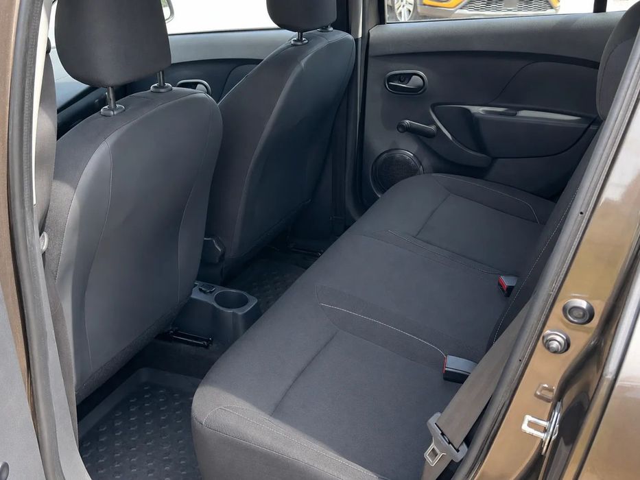 Dacia Sandero Întreținută / Bluetooth / Senzori parcare / Consum redus