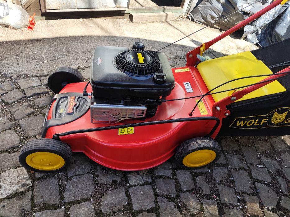 Самоходна бензинова косачка