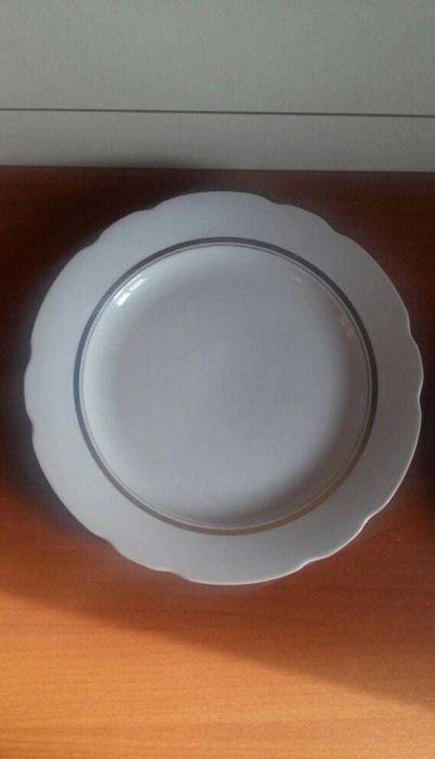 Продам блюдо Дулево
