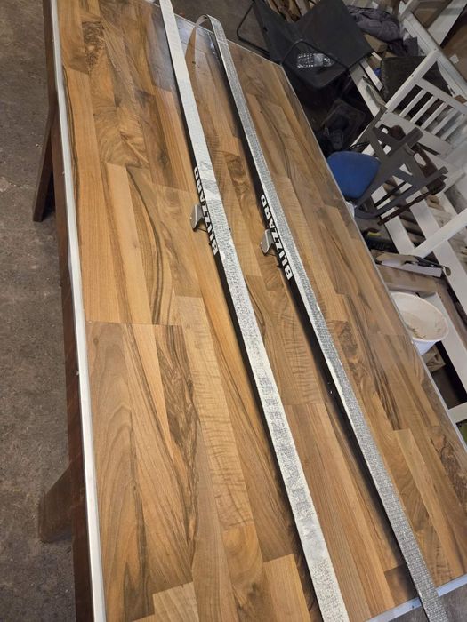 Бегови ски Blizzard – 210 см + автомати