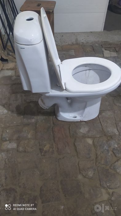 Unitaz sotiladi ..