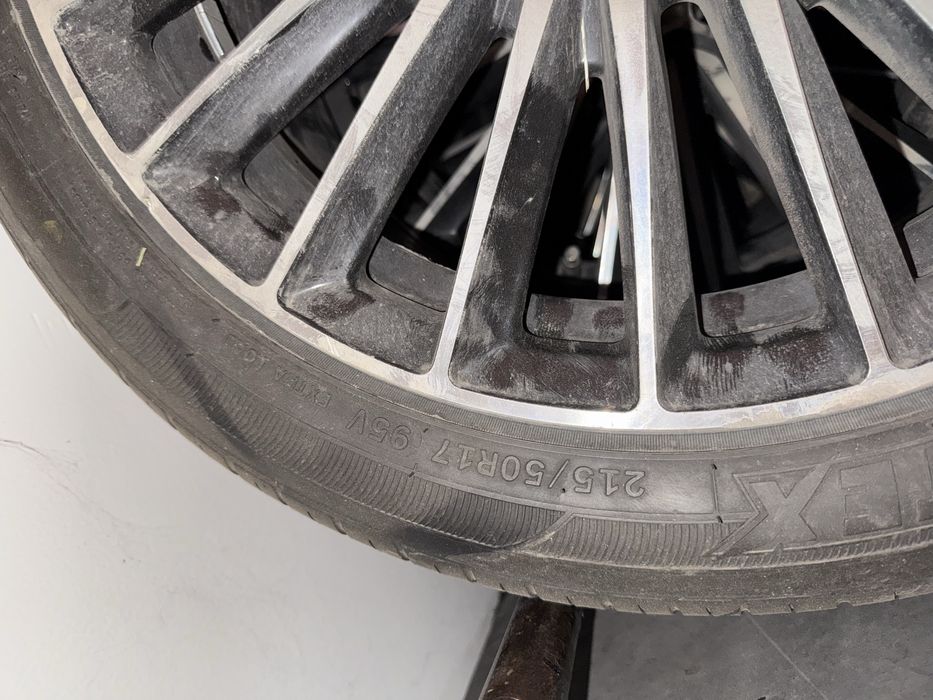 Продам колеса с дисками