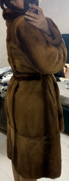 Продам норковую шубу