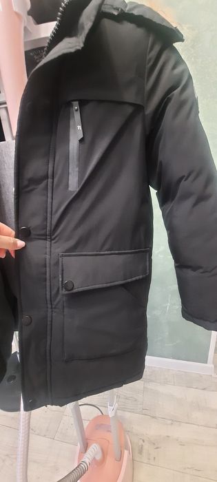 Продам детскую зимнюю куртку