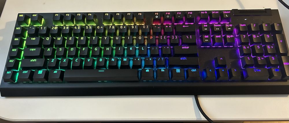 Геймърска клавиатура Razor