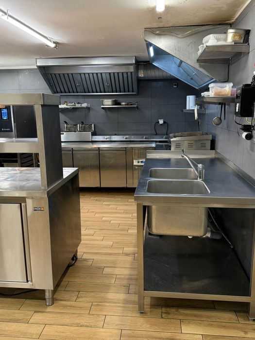 Продава се успешно работещо бистро/ресторант