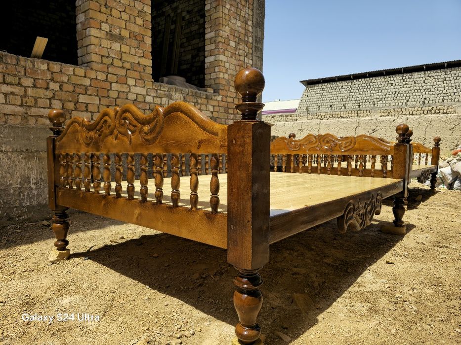 Tapchan, yogoch kiravat,