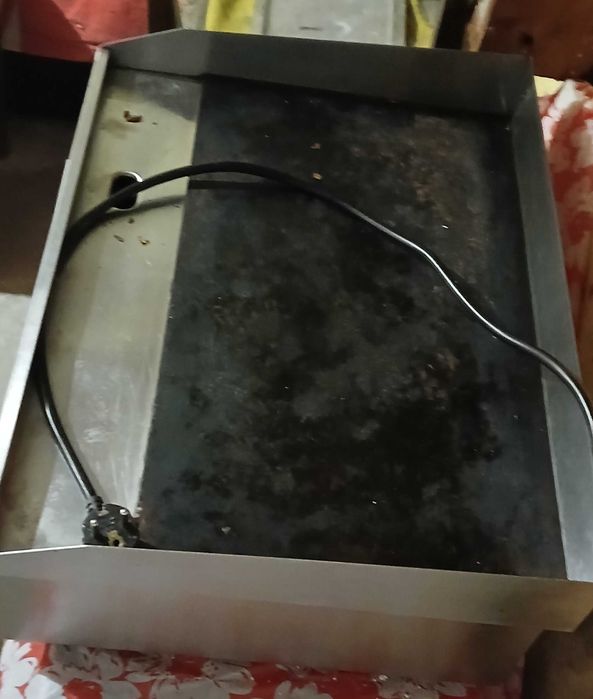 Електрическа плоча