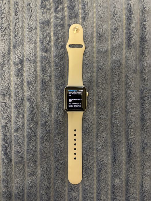 Продам Apple Watch Series 3