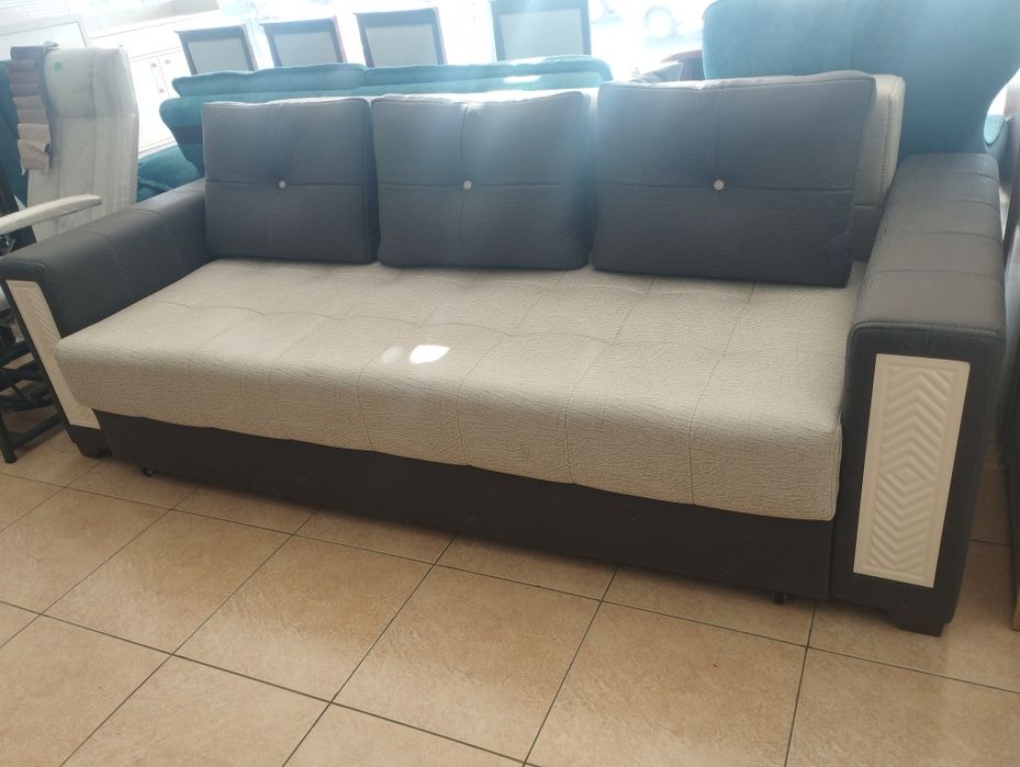 Диван крават. Раскладной гарантия 1 йил размер 235/160/100
