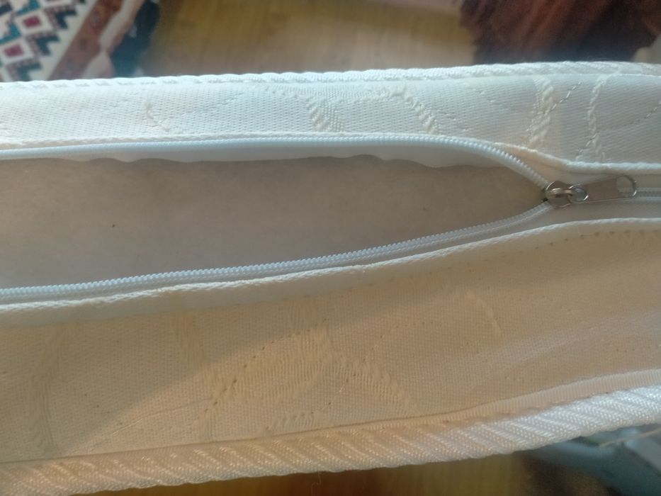 Матрас детский в отличном состоянии