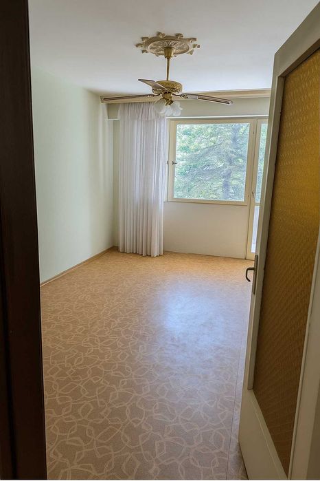 Продава се Четиристаен апартамент в с. Крушари, Област Добрич - 120 кв.м за 375 €/кв.м - Снимка #7