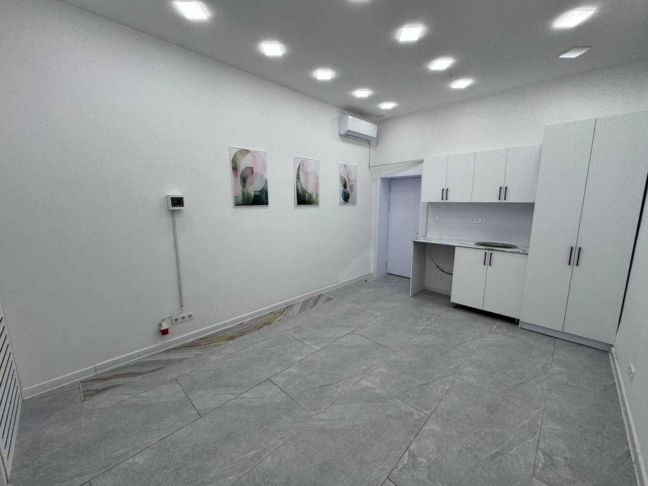 Аренда нежилого помещение Paкат 66м2