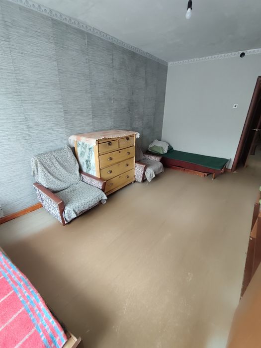 Продам 2-комн (4-27, 3 эт)